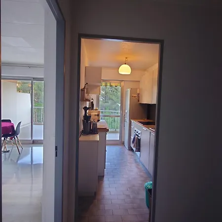Апартаменти Appartement Antibes *